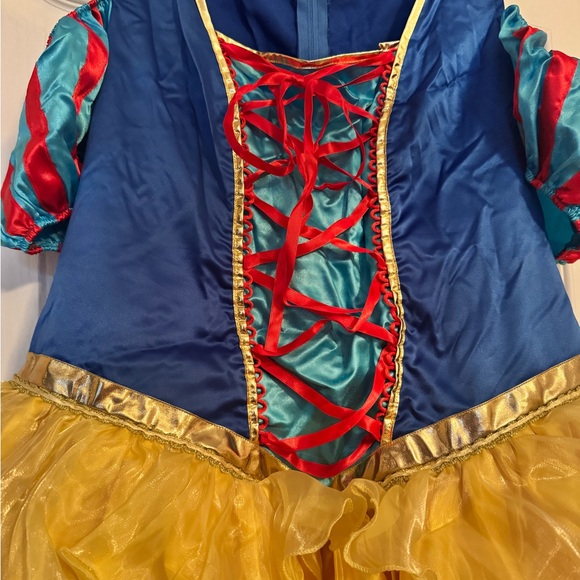 Adult Snow White Costume Size XXL - Picture 3 of 10
